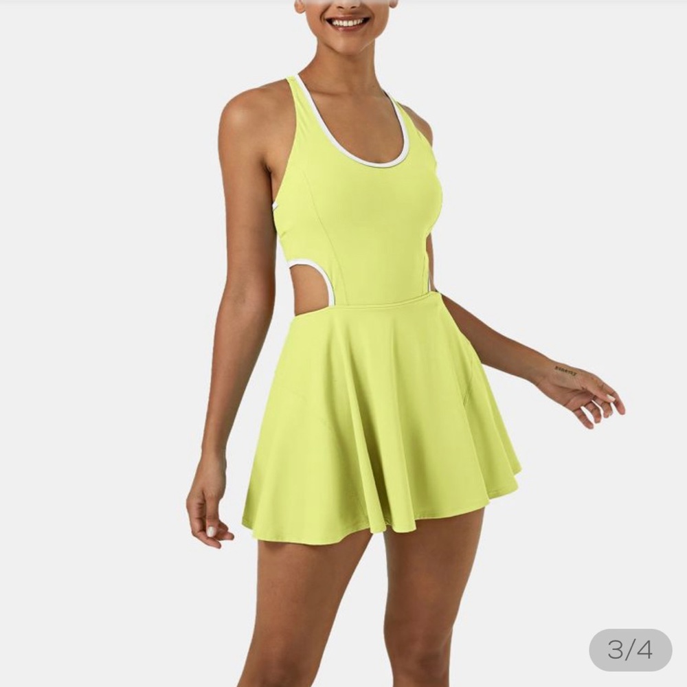 Halara Cloudful Air Backless 2-in-1 Activity Dress Showstopper